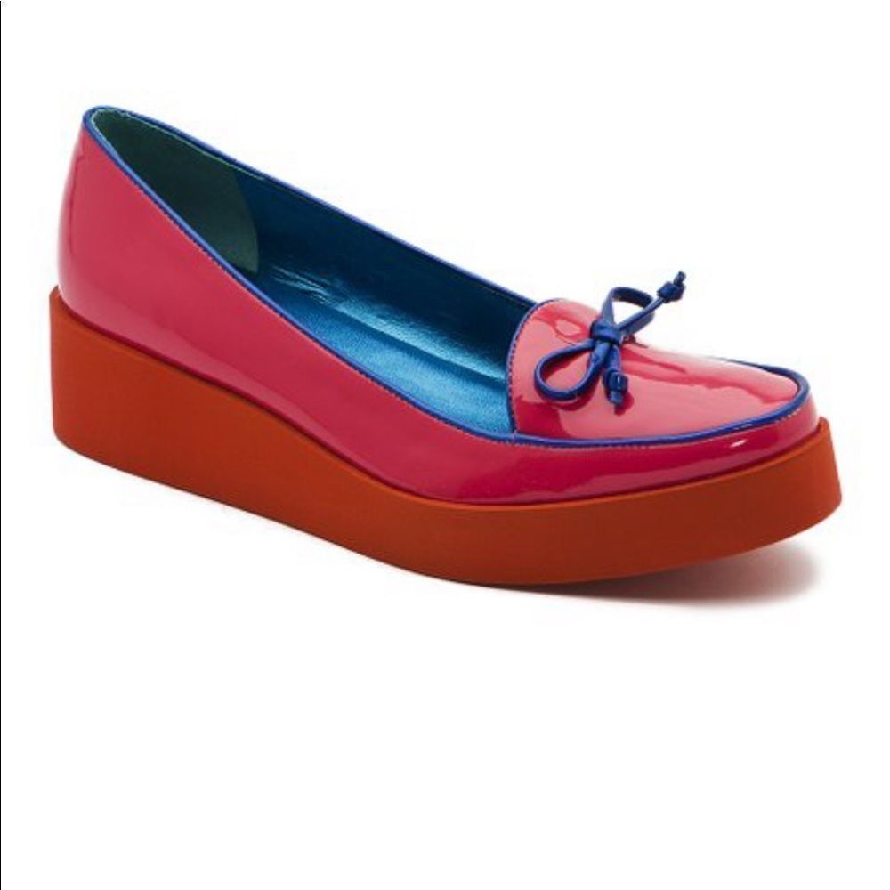 Bernardo Pink Patent Platform Loafers with Blue Trim and Orange Sole